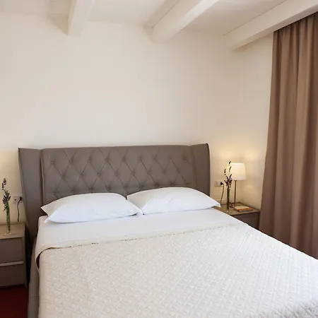 Гостевой дом Le Dimore Dell'acqua 4*